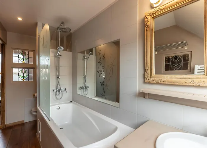 La Maison De Atypical House Center 12p Holiday home Honfleur