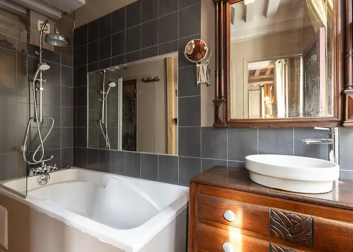 La Maison De Atypical House Center 12p Holiday home Honfleur